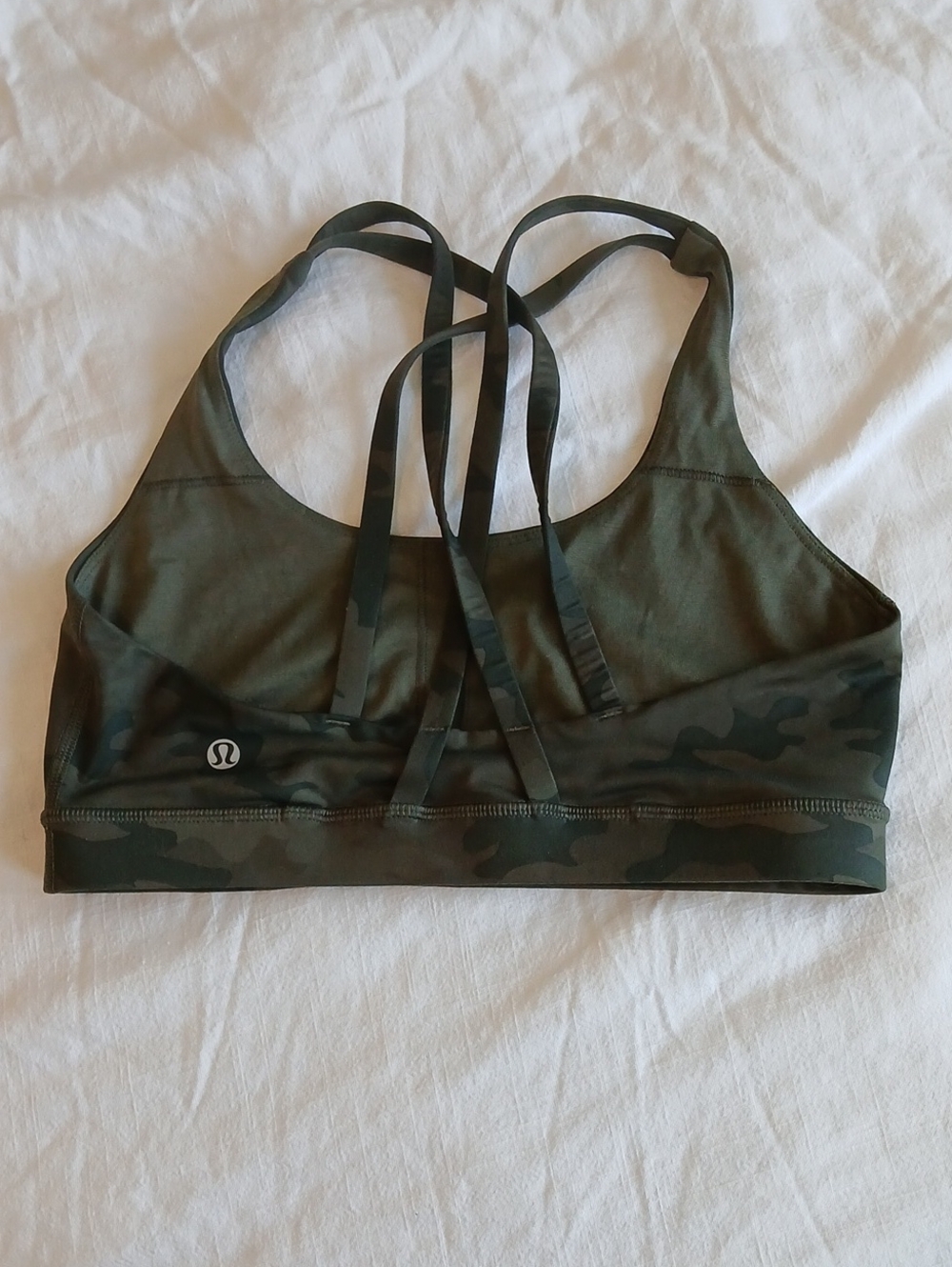 lululemon Free To Be olive camo strappy back sports bra Size 8 No Inserts